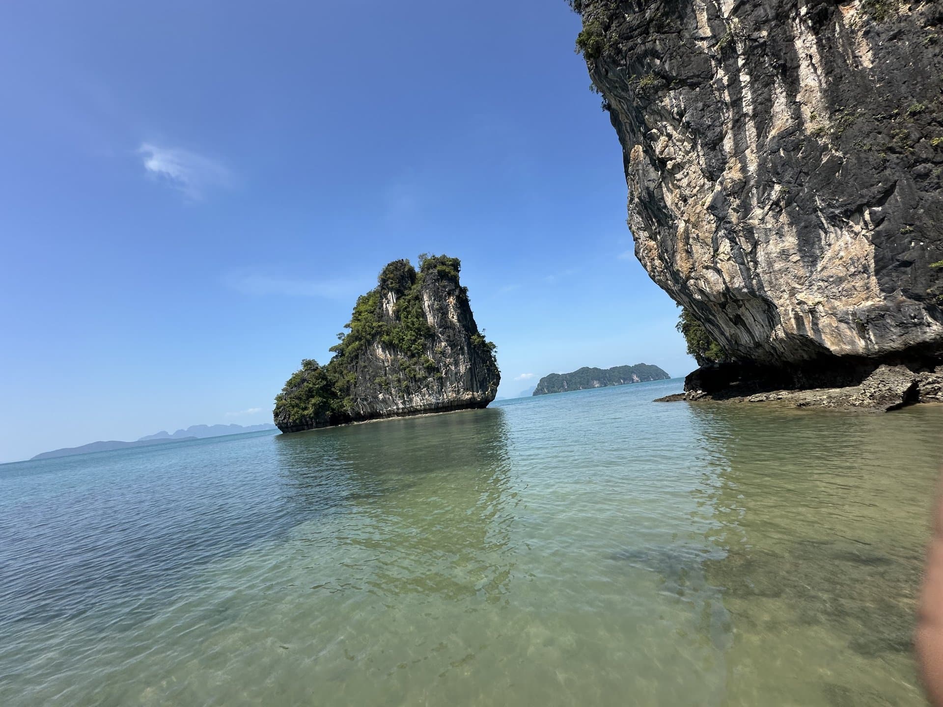 Private longtail near Koh Yao Noi in Phang Nga Bay — photo 2